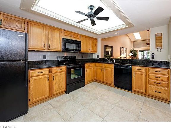 5th image of 103 Fox Glen Dr