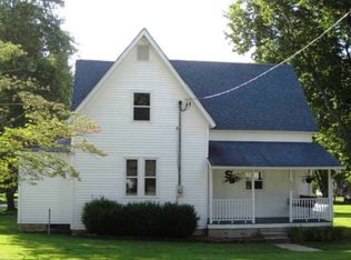 402 N 2nd St, Allendale, IL 62410