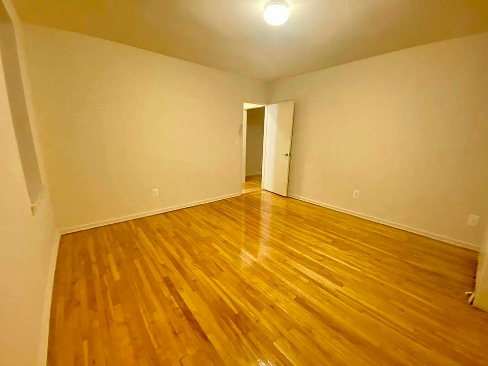 1st image of 143-23 Barclay Ave #D6