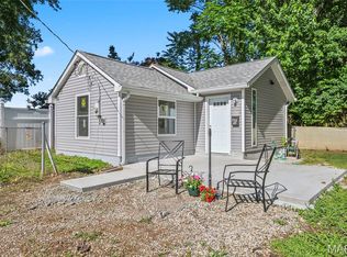7719 Elton St, Saint Louis, MO 63123