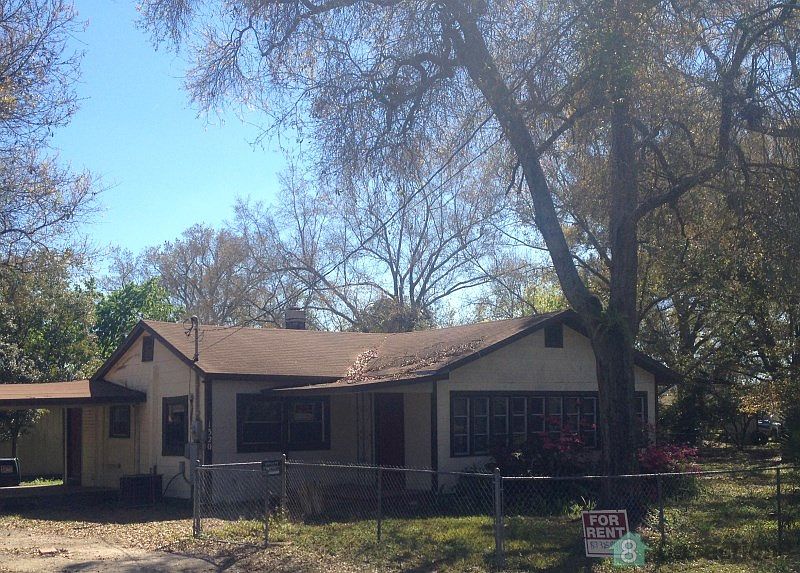 1st image of 1320 Pinewood Ave