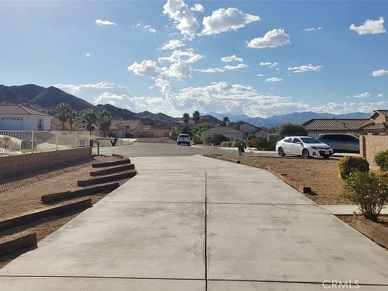 57294 Titian Ct — Photo 61