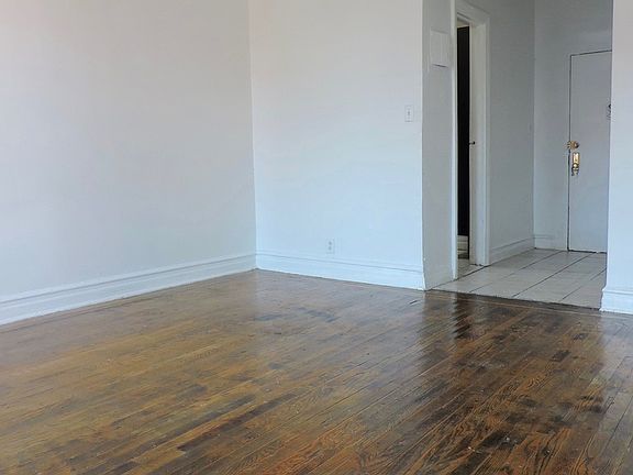 3rd image of 93 Halsey St APT E4