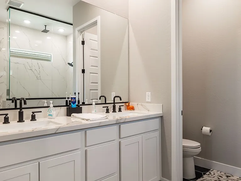 1725 E Questa Dr — Photo 18
