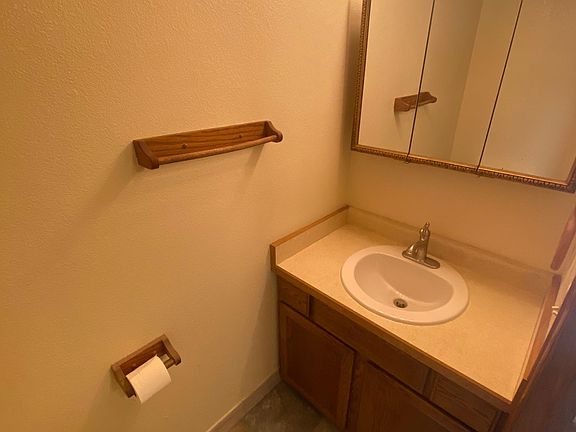 Downstairs half bath