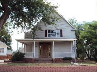 614 W Oklahoma Ave, Anadarko, OK 73005