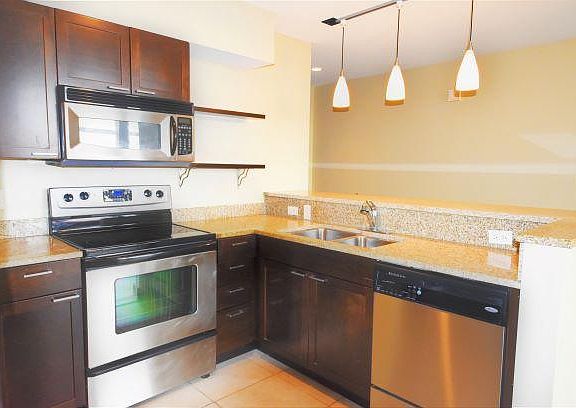 2nd image of 400 S 4th St APT 904