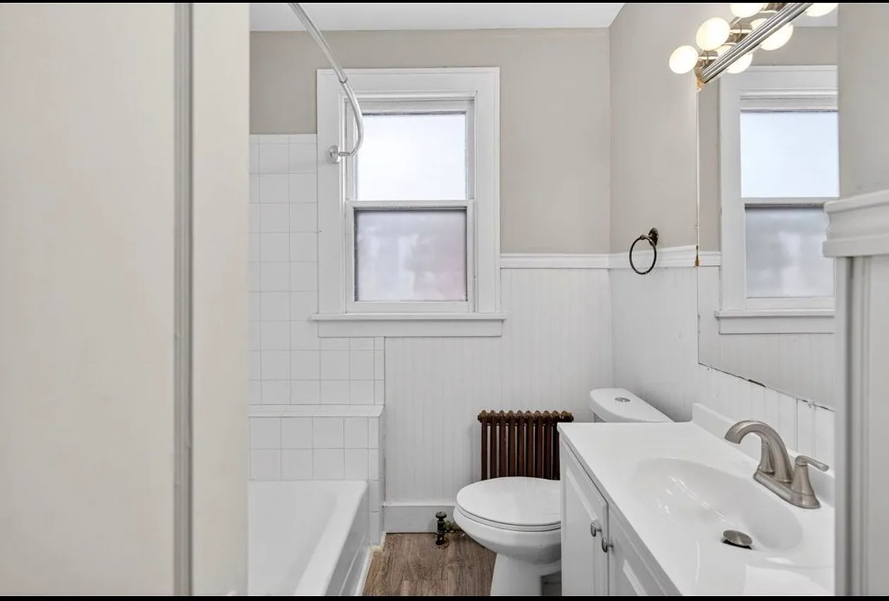 4 bed, 1475 sqft, $1,900 — Photo 2
