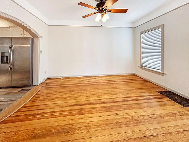 3864 N Winona Ct — Photo 6