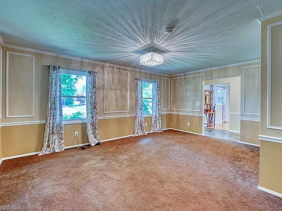 5th image of 6401 Mills Creek Ln