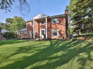 8899 Lyncris Dr, Cincinnati, OH 45242