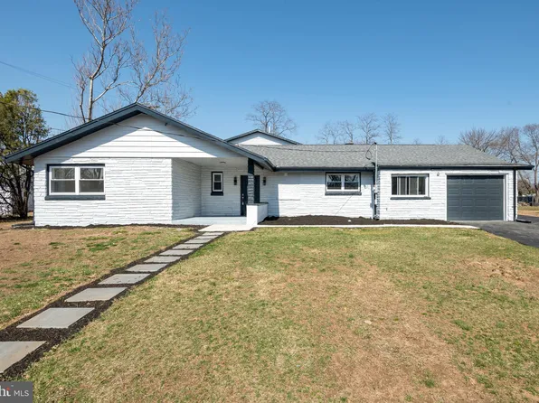 119 Marion Ave, Carlisle, PA 17013
