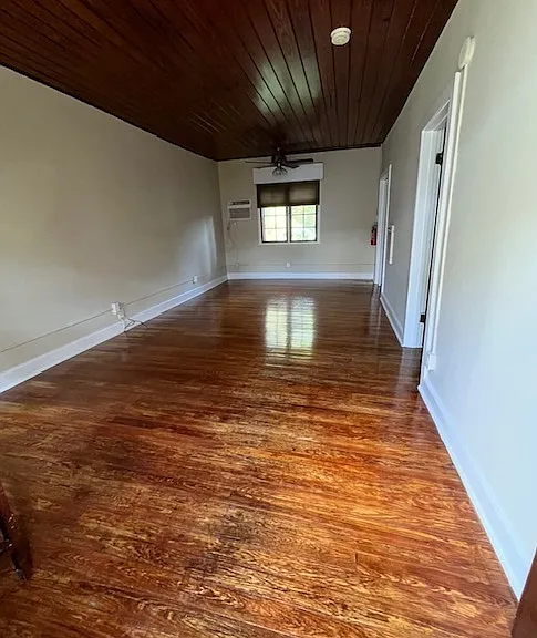2525 Granada Ave #0 — Photo 3