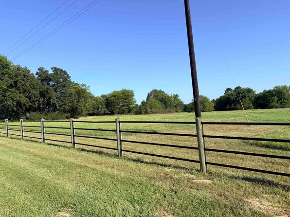 2630 Cr, Mount Pleasant, TX 75455