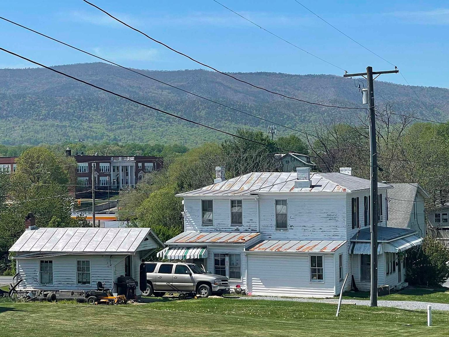 701 5th St, Shenandoah, VA 22849 Zillow