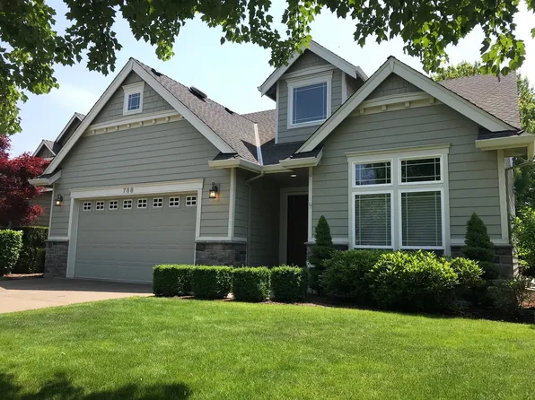 788 Tukwila Dr, Woodburn, OR 97071