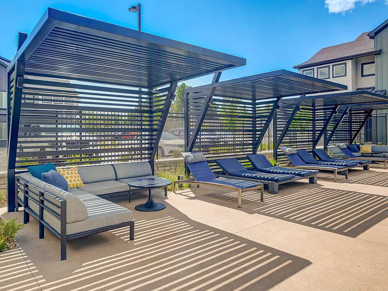 Poolside Lounge