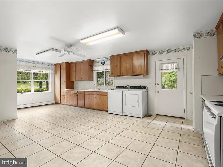 2177 Manchester Rd — Photo 25