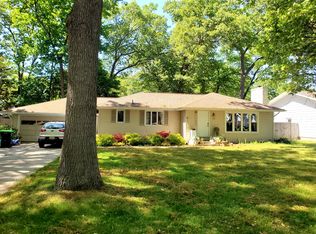 708 Oakmere Pl, Muskegon, MI 49445