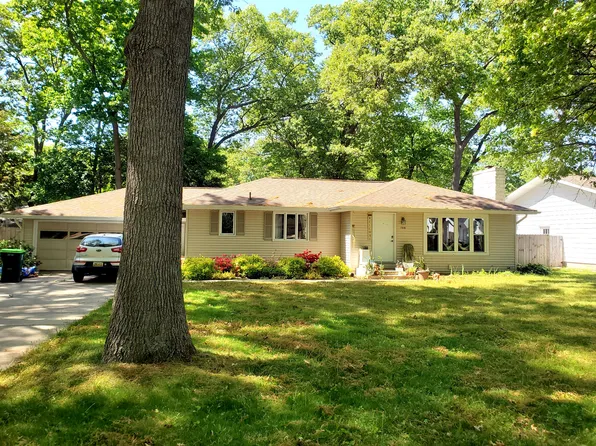 708 Oakmere Pl, Muskegon, MI 49445