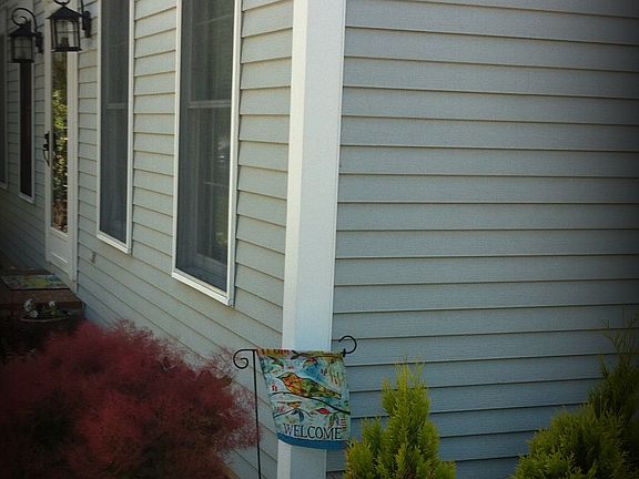 3rd image of 546 Seminole Dr