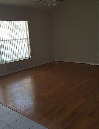 3rd image of 646 Villa Ct
