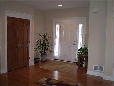 3rd image of 5285 Summerwood Dr