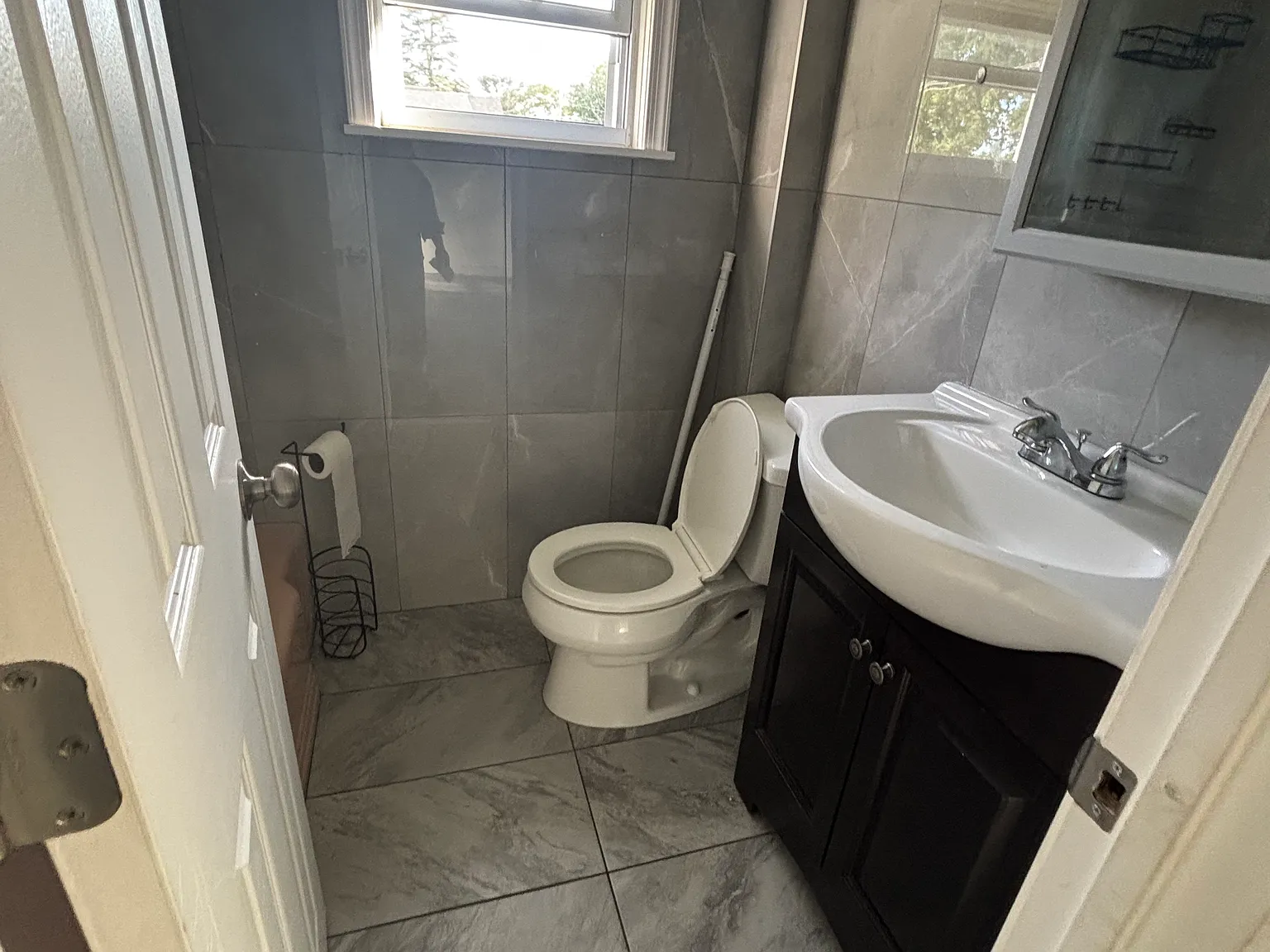 1 bed, 700 sqft, $1,250 — Photo 3