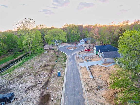 4th image of 7514 King Acres Dr