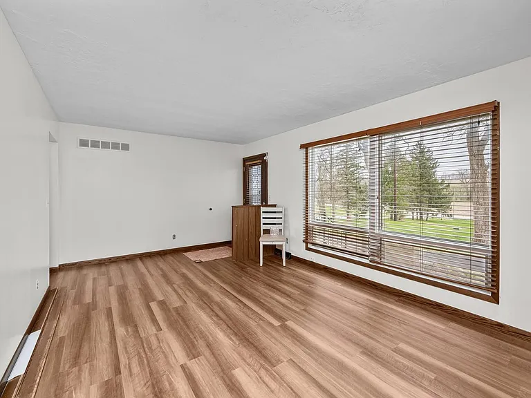 6206 Telegraph Rd — Photo 16