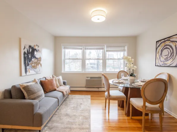 Pine Street Apartments