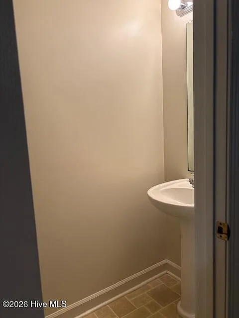 2 bed, 1.5 bath, $1,150 — Photo 3