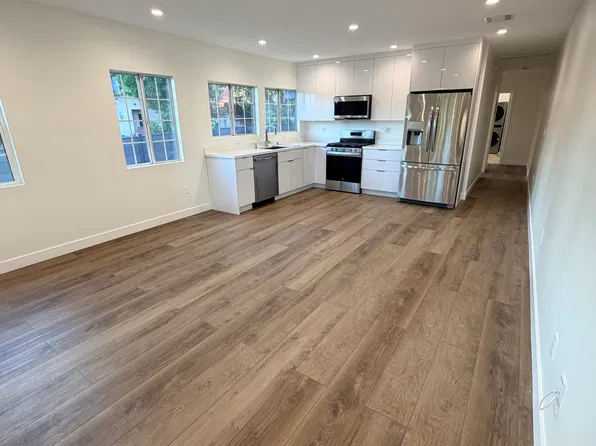 725 W California Ave #725, Glendale, CA 91203