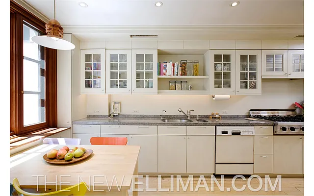 Sold by Douglas Elliman | media 19