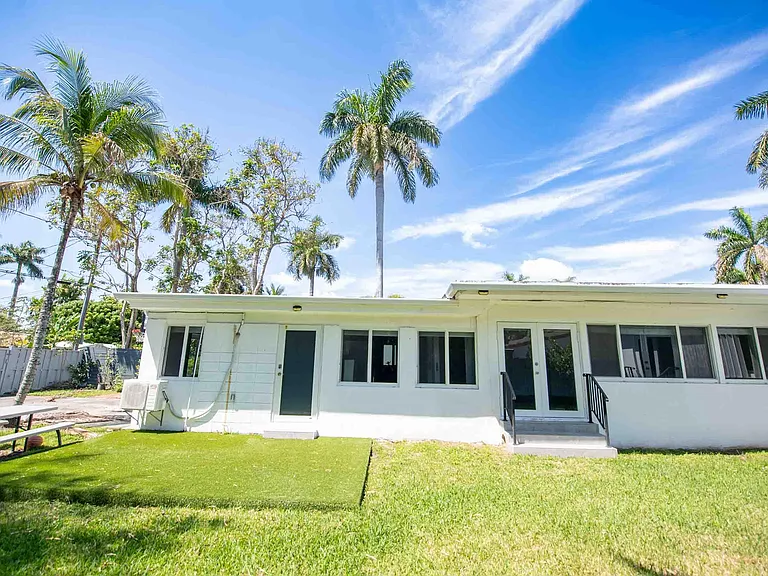 1532 Fletcher St — Photo 46