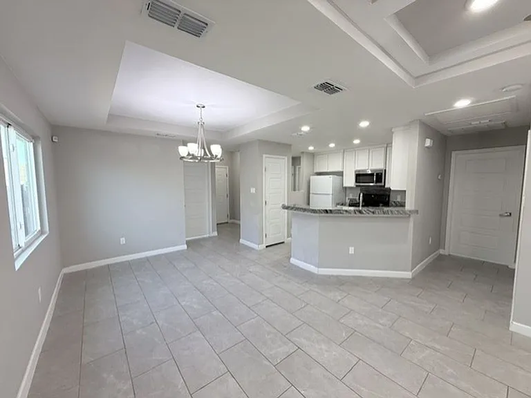 3506 Jose C Santos Dr — Photo 4