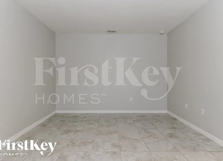 1810 SW Effland Ave — Photo 8