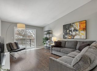 2063 N Park Dr APT 1, Saint Paul, MN 55119