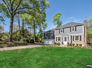 160 Greenway Rd, Glen Rock, NJ 07452