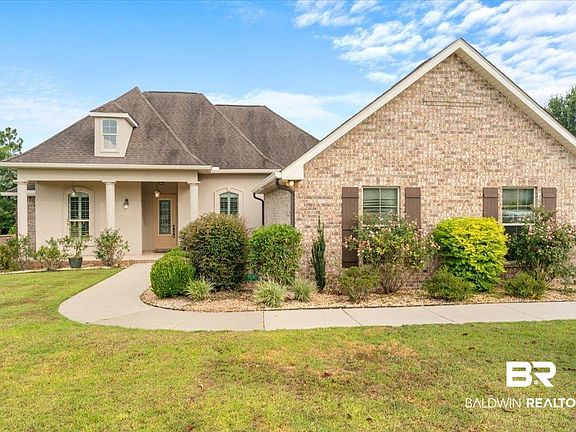 3rd image of 10712 Cresthaven Dr