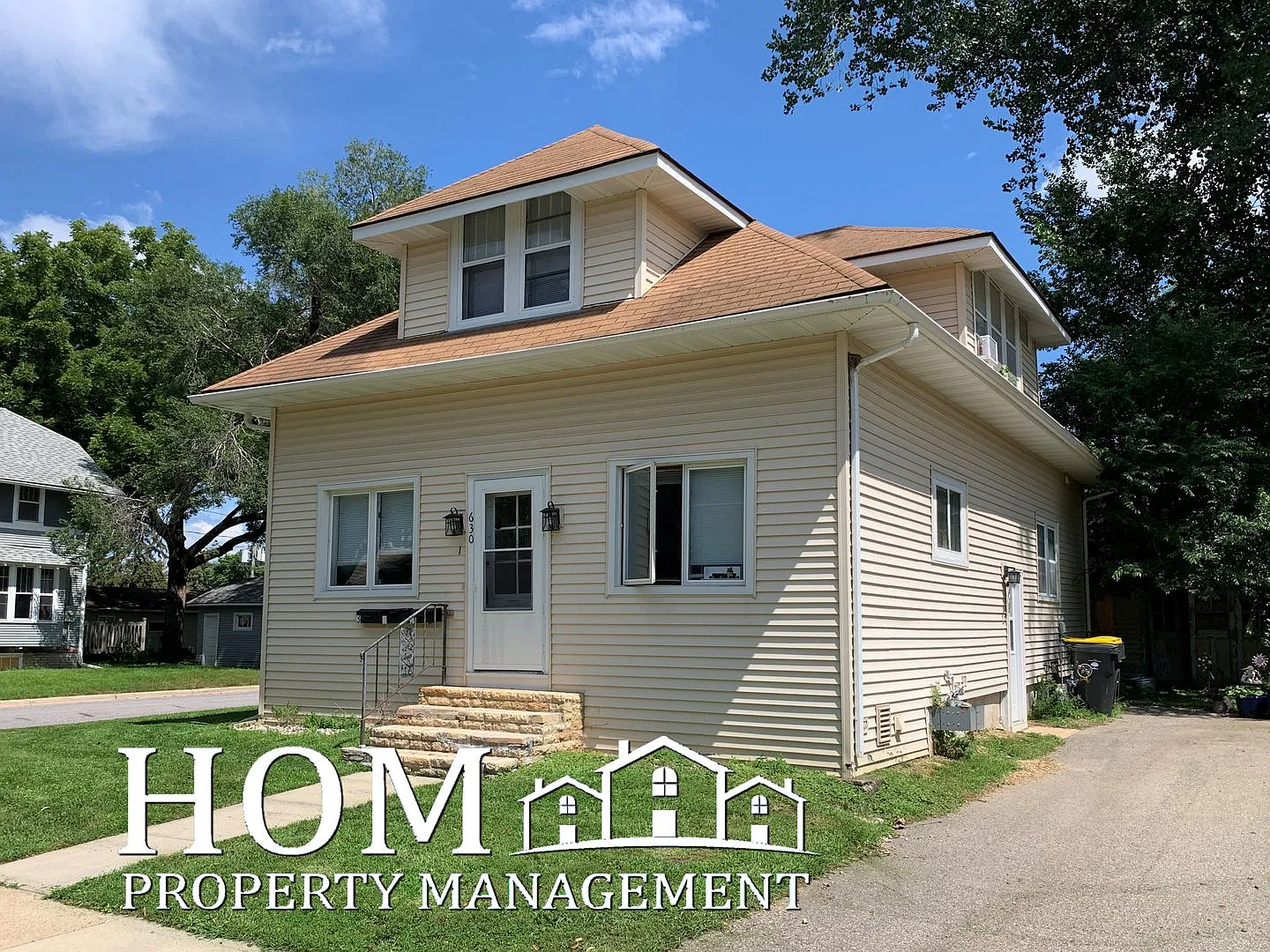 630 Lyndale Street — Photo 2