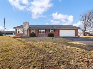 5 Tiger Dr, Wentzville, MO 63385