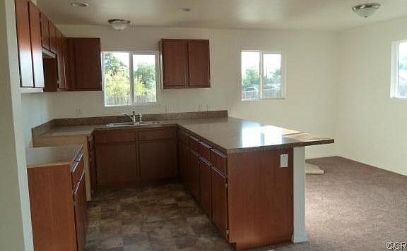 5th image of 7795 Laurel Ave