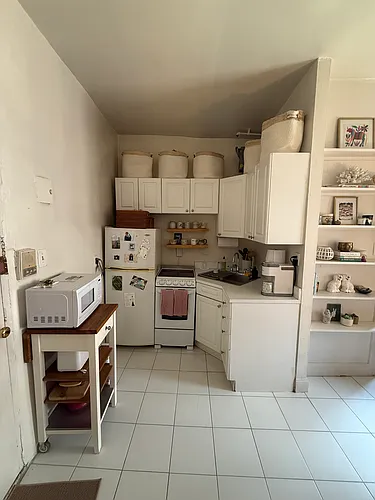 234 Thompson St #25 Photo 1