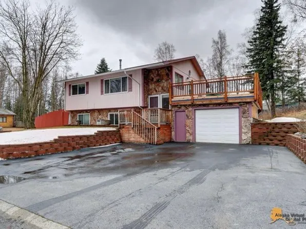 530 Fredricks Dr, Anchorage, AK 99504