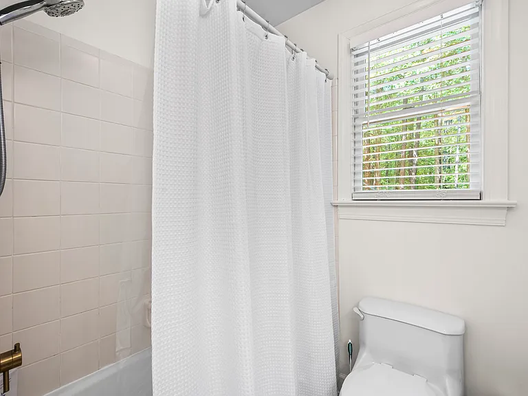 5808 Laurel Rock Ln — Photo 45