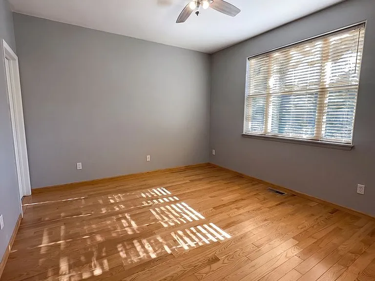 42 Audrey Cir — Photo 5