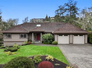 4373 Wildflower Ln, Saanich, BC V8X5H1