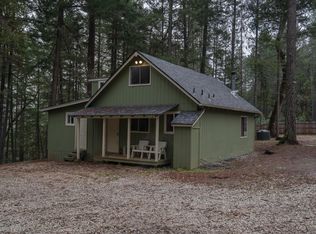 811 Paradise Gardens Rd, Grants Pass, OR 97527