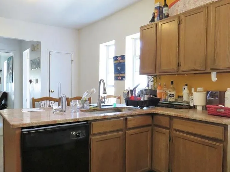 3216 Winter St — Photo 3